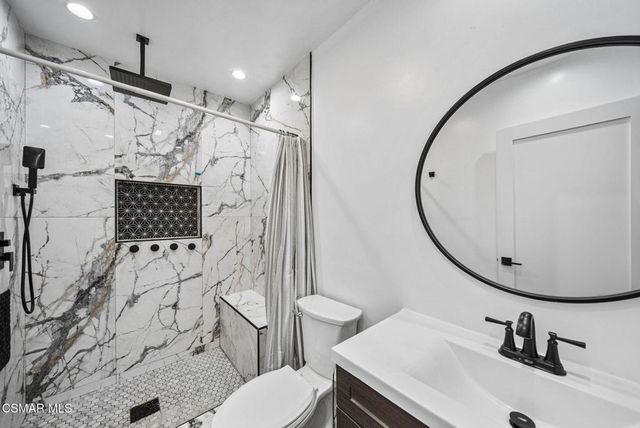 8787 Colbath Avenue, Panorama City, CA 91402