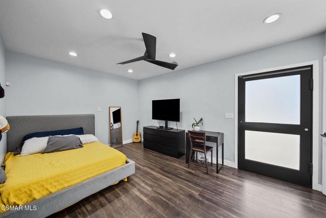8787 Colbath Avenue, Panorama City, CA 91402