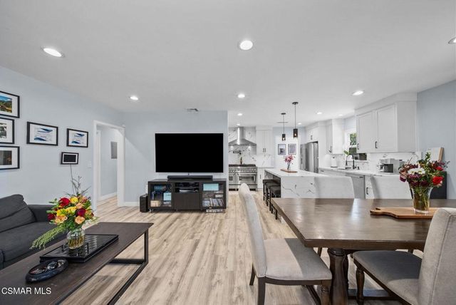 8787 Colbath Avenue, Panorama City, CA 91402