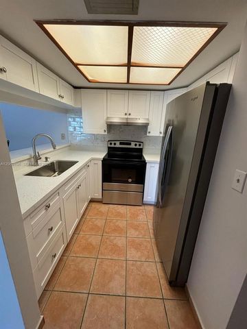 8999 SW 123rd Ct 210, Miami, FL 33186