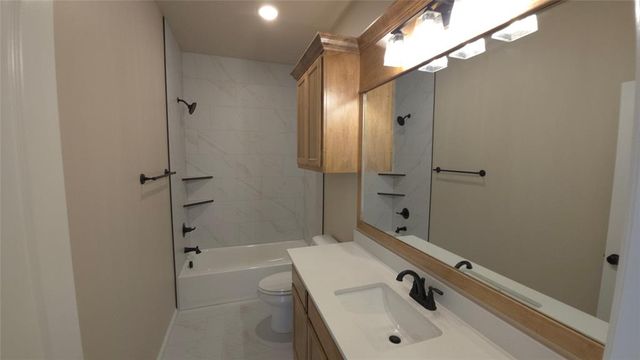 10016 Gentry Crossing, Oklahoma City, OK 73169