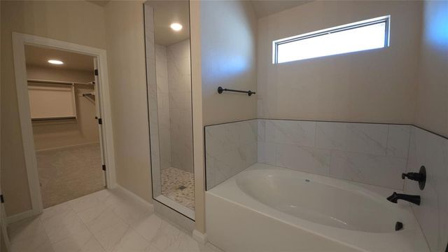 10016 Gentry Crossing, Oklahoma City, OK 73169