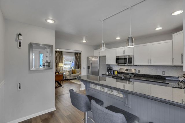 1580 S 8th Street, Columbus, OH 43207