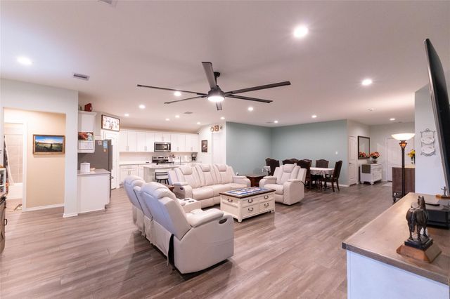 16129 William Ross Way, Conroe, TX 77303