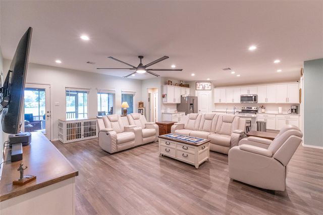 16129 William Ross Way, Conroe, TX 77303