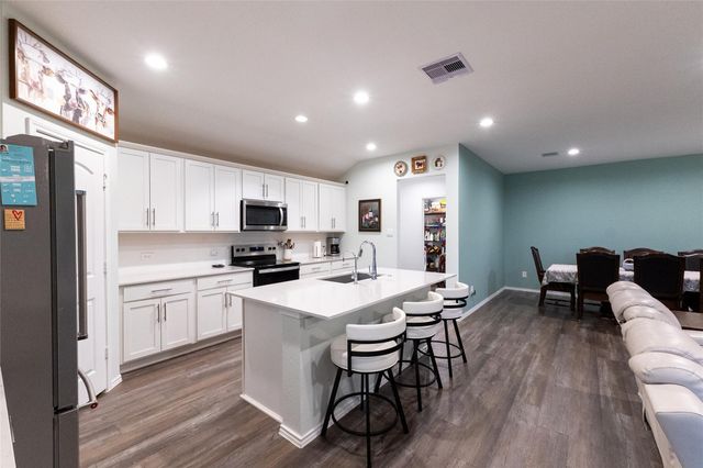 16129 William Ross Way, Conroe, TX 77303