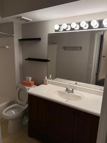 12430 Vista Isles Drive 1318, Plantation, FL 33325