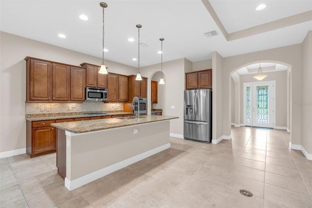 903 VICTORIA HILLS DRIVE S, Deland, FL 32724