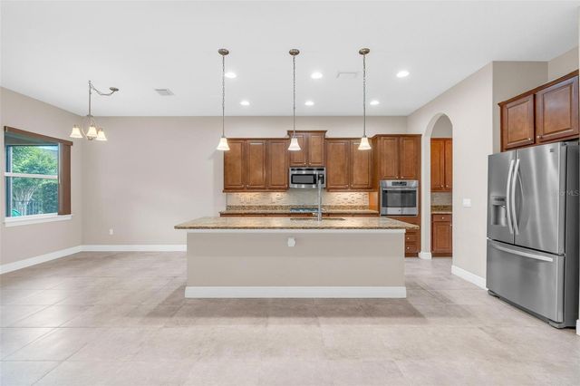 903 VICTORIA HILLS DRIVE S, Deland, FL 32724