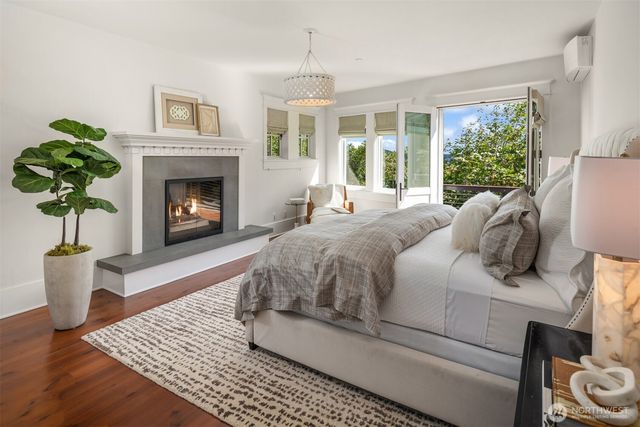 9221 SE 46th Street, Mercer Island, WA 98040
