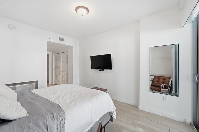 1600 SW 1st Avenue 510, Miami, FL 33129