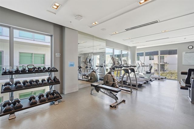 1600 SW 1st Avenue 510, Miami, FL 33129