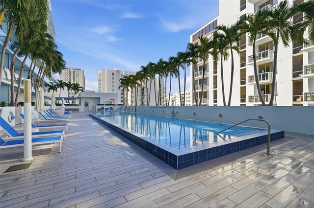 1600 SW 1st Avenue 510, Miami, FL 33129