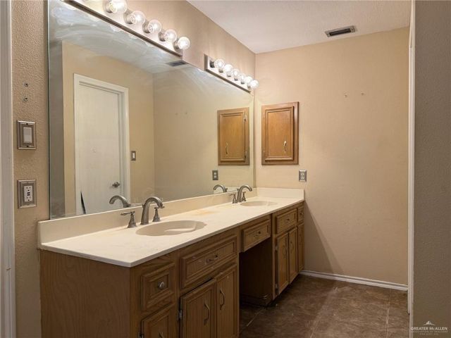 6016 29th Lane, Mcallen, TX 78504