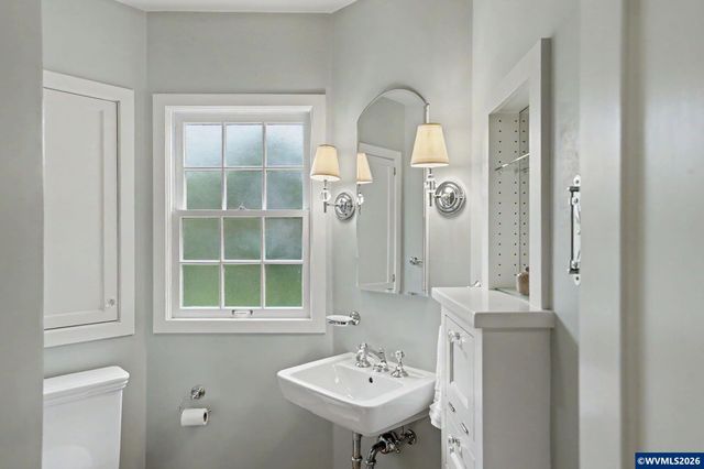 3356 NW Harrison Bl, Corvallis, OR 97330