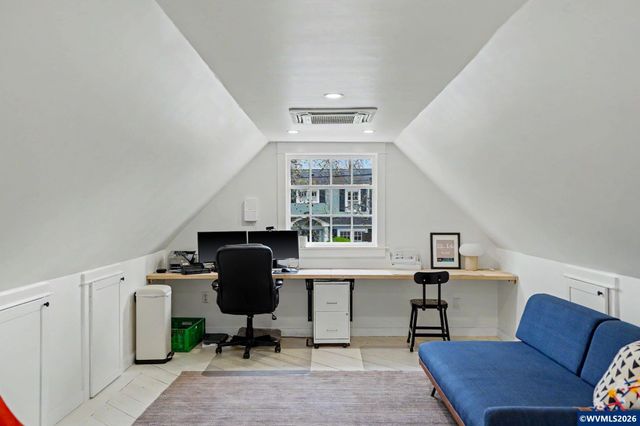 3356 NW Harrison Bl, Corvallis, OR 97330