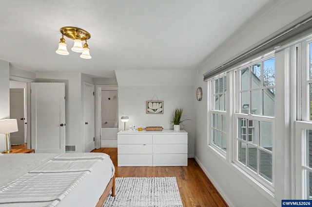 3356 NW Harrison Bl, Corvallis, OR 97330