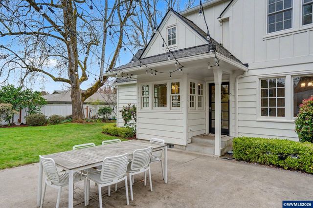 3356 NW Harrison Bl, Corvallis, OR 97330