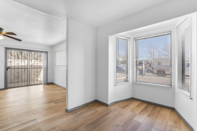 229 58th Street NW, Albuquerque, NM 87105