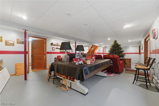 736 Lake Erie Street, Conneaut, OH 44030