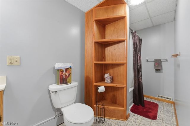 736 Lake Erie Street, Conneaut, OH 44030