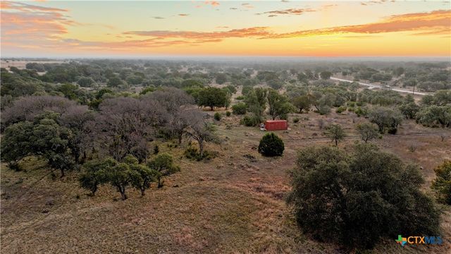 405 Heartleaf Drive, Lampasas, TX 76550