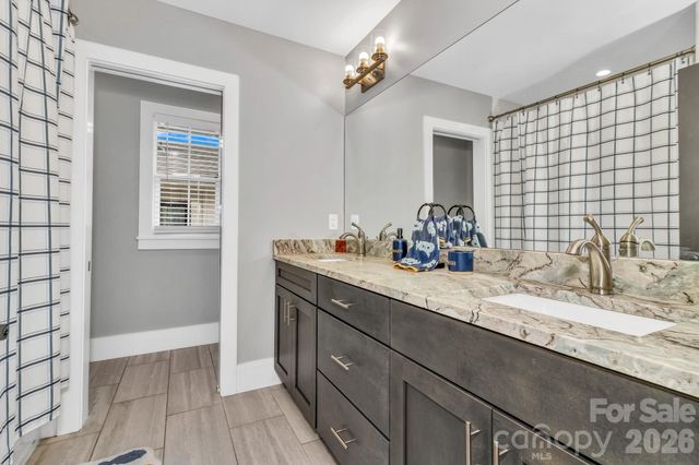 20 Phillip Lane, Arden, NC 28704