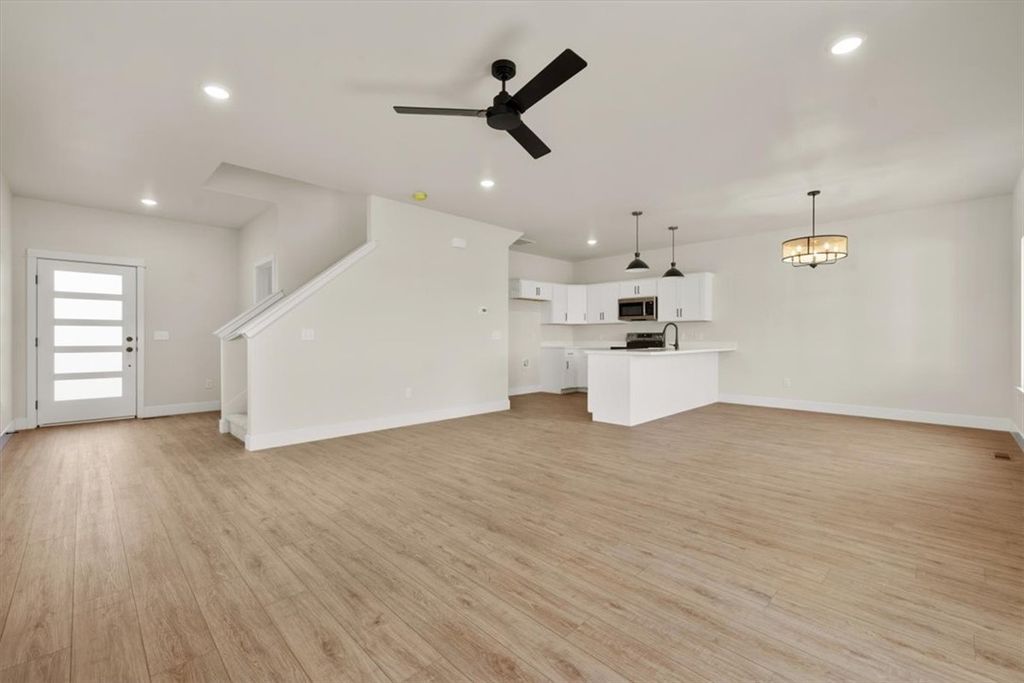 920 Blackberry, Billings, MT 59106 photo 5