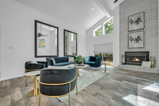 12800 Briar Forest Drive 70, Houston, TX 77077