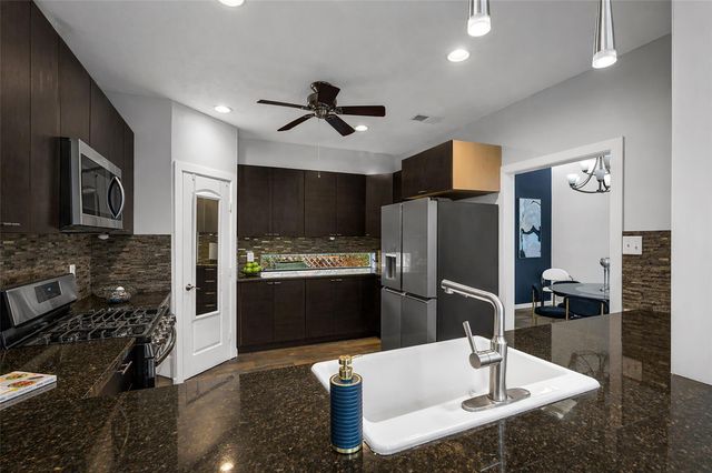 12800 Briar Forest Drive 70, Houston, TX 77077