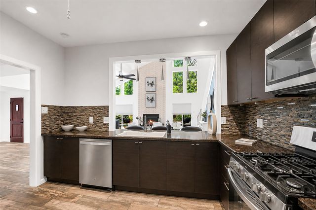 12800 Briar Forest Drive 70, Houston, TX 77077