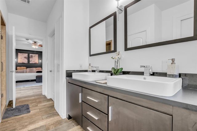 12800 Briar Forest Drive 70, Houston, TX 77077