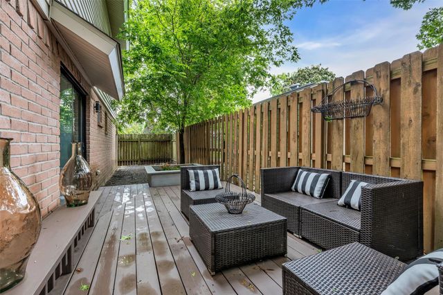 12800 Briar Forest Drive 70, Houston, TX 77077