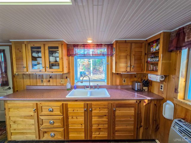 E8805 Lost Lake Road, Wetmore, MI 49895