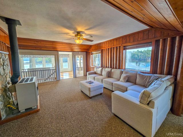 E8805 Lost Lake Road, Wetmore, MI 49895