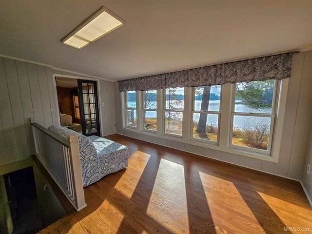 E8805 Lost Lake Road, Wetmore, MI 49895