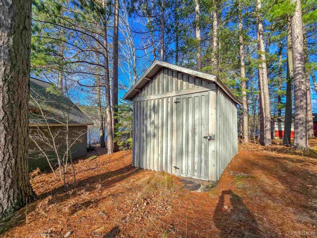 E8805 Lost Lake Road, Wetmore, MI 49895