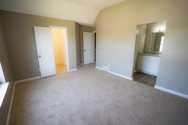 2211 STONE STREAM CV, Memphis, TN 38016