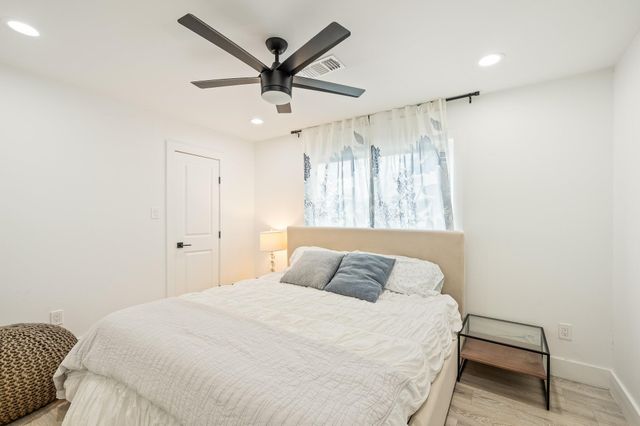 2102 Teague Road, Houston, TX 77080