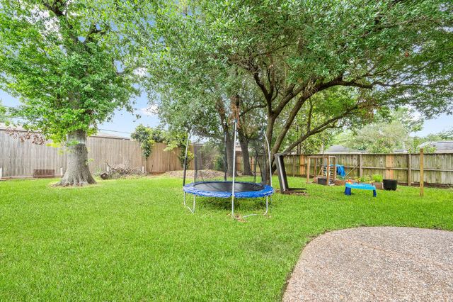 2102 Teague Road, Houston, TX 77080