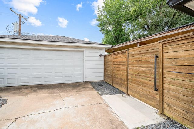 2102 Teague Road, Houston, TX 77080