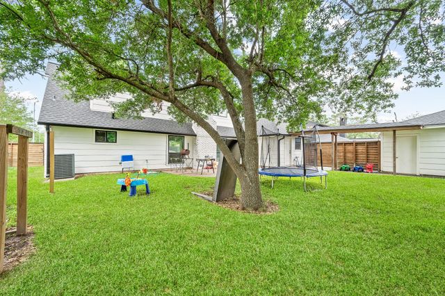 2102 Teague Road, Houston, TX 77080