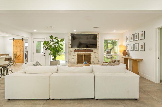 2102 Teague Road, Houston, TX 77080