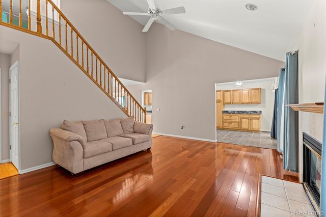 11133 Tremont Lane, Plymouth Charter Township, MI 48170