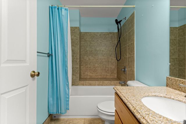 11133 Tremont Lane, Plymouth Charter Township, MI 48170