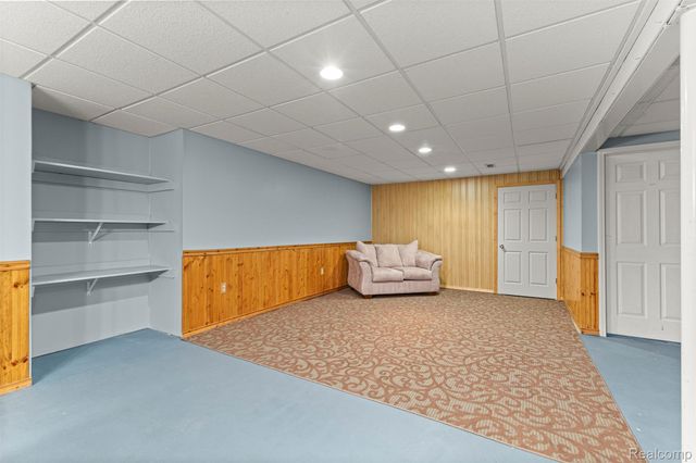11133 Tremont Lane, Plymouth Charter Township, MI 48170