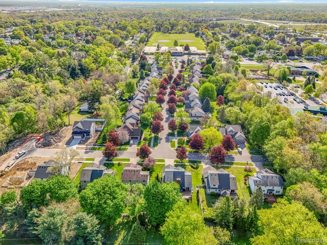 11133 Tremont Lane, Plymouth Charter Township, MI 48170