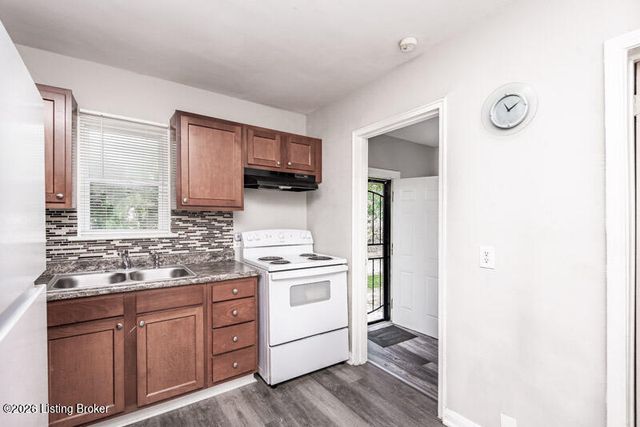 1157 S 43rd St, Louisville, KY 40211