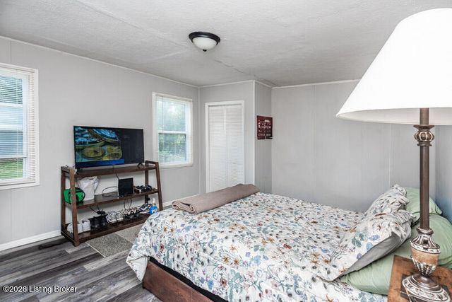1157 S 43rd St, Louisville, KY 40211