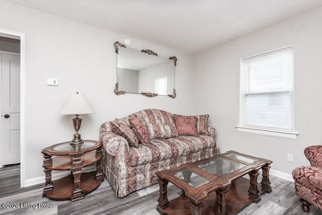 1157 S 43rd St, Louisville, KY 40211